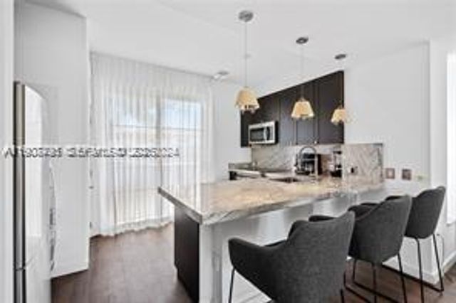 1600 Michigan Avenue 7, Miami Beach, FL 33139