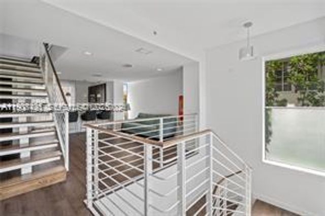 1600 Michigan Avenue 7, Miami Beach, FL 33139