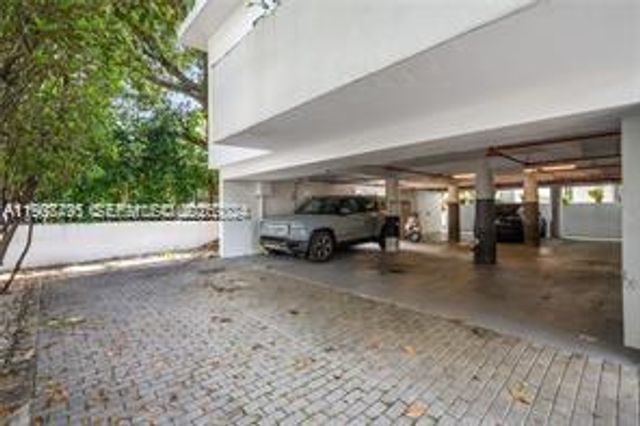 1600 Michigan Avenue 7, Miami Beach, FL 33139