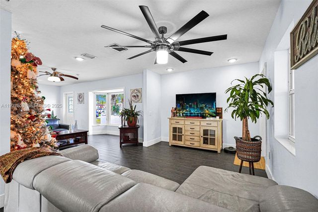 11561 SW 121st. Ave, Miami, FL 33186