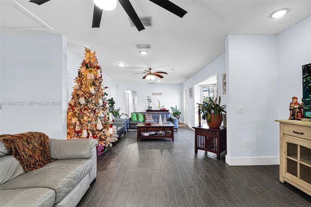 11561 SW 121st. Ave, Miami, FL 33186