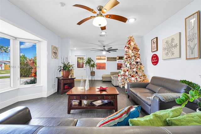 11561 SW 121st. Ave, Miami, FL 33186