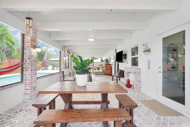 11561 SW 121st. Ave, Miami, FL 33186