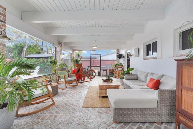 11561 SW 121st. Ave, Miami, FL 33186