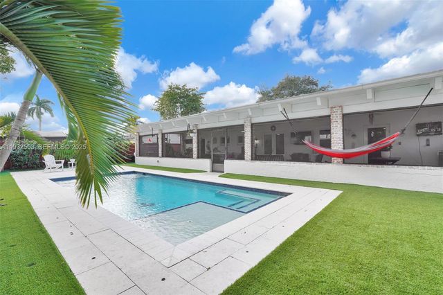 11561 SW 121st. Ave, Miami, FL 33186