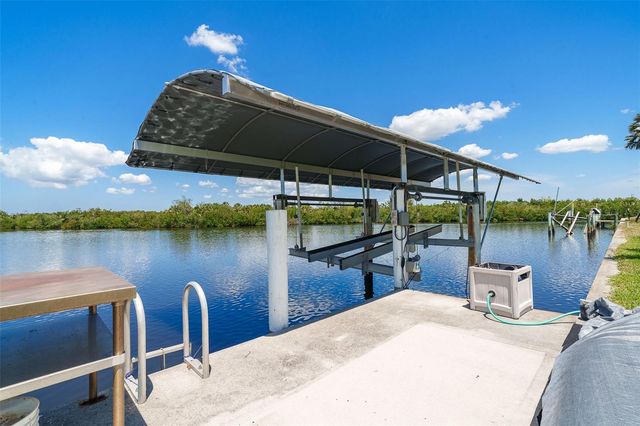 4195 SURFSIDE COURT, Port Charlotte, FL 33948