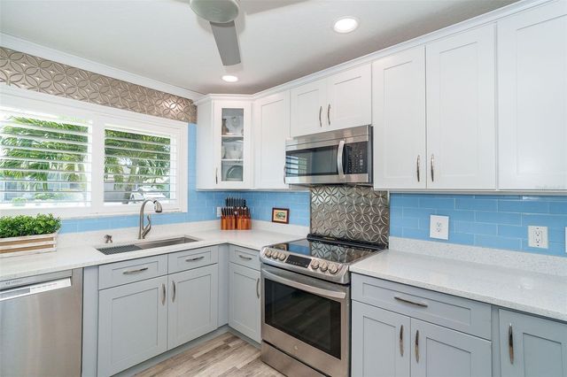 4195 SURFSIDE COURT, Port Charlotte, FL 33948