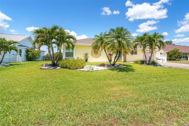4195 SURFSIDE COURT, Port Charlotte, FL 33948
