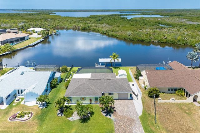 4195 SURFSIDE COURT, Port Charlotte, FL 33948