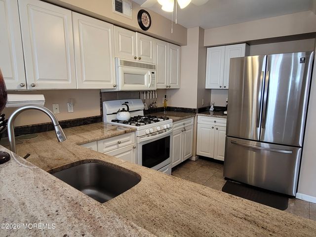 402 Lexington Avenue, Neptune Township, NJ 07753