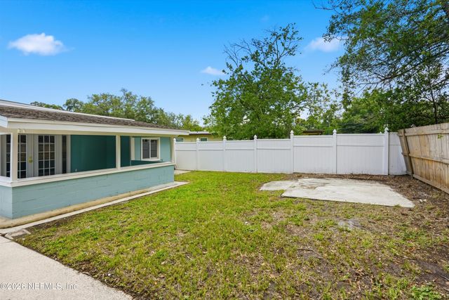2234 LA VALLE Drive, Jacksonville, FL 32210