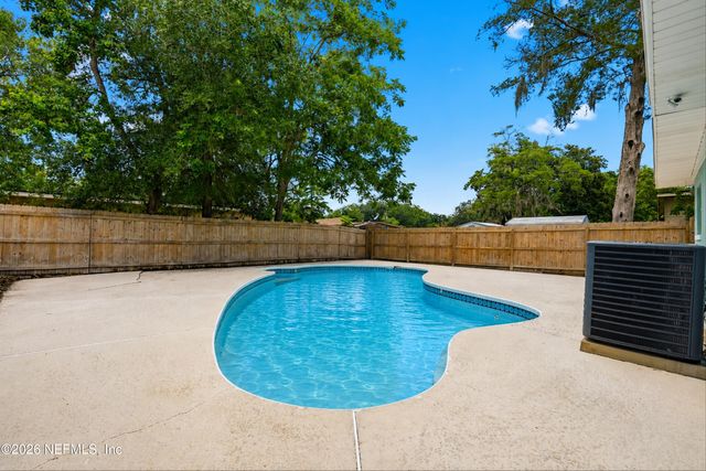 2234 LA VALLE Drive, Jacksonville, FL 32210