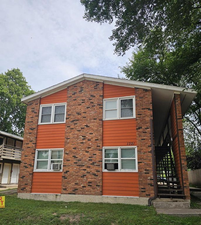 1321 4th STREET S, La Crosse, WI 54601