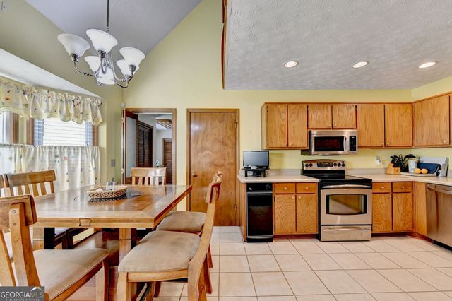 2100 Oak Village Lane, Lawrenceville, GA 30043
