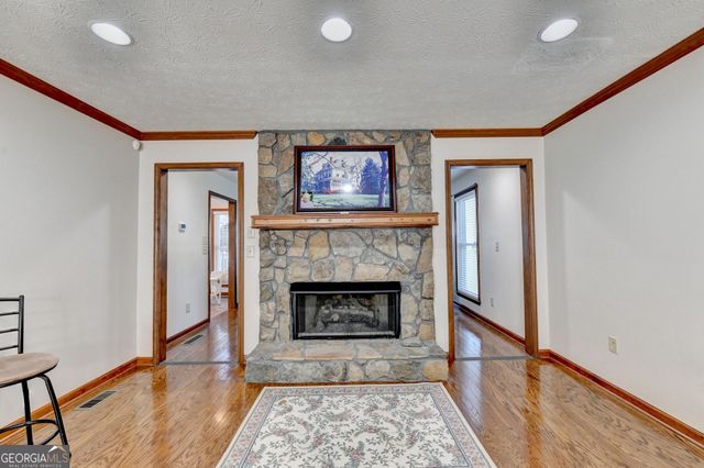 2100 Oak Village Lane, Lawrenceville, GA 30043