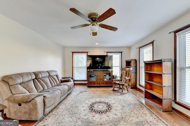2100 Oak Village Lane, Lawrenceville, GA 30043