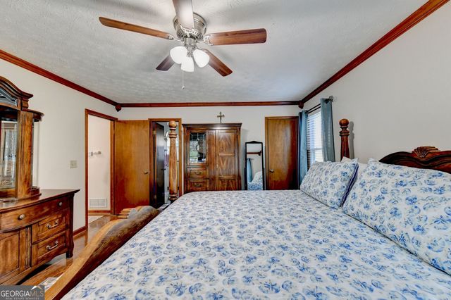 2100 Oak Village Lane, Lawrenceville, GA 30043