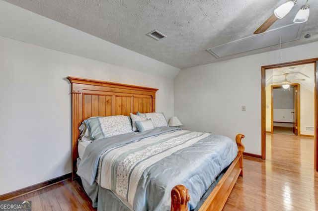 2100 Oak Village Lane, Lawrenceville, GA 30043