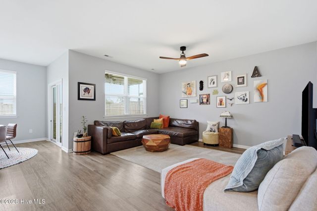 2512 Sandy Banks Lane, Wilmington, NC 28401