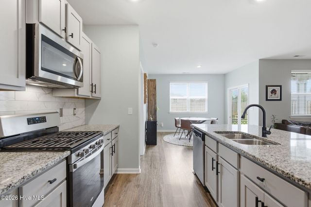 2512 Sandy Banks Lane, Wilmington, NC 28401