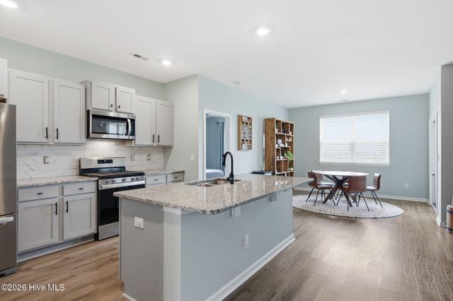 2512 Sandy Banks Lane, Wilmington, NC 28401