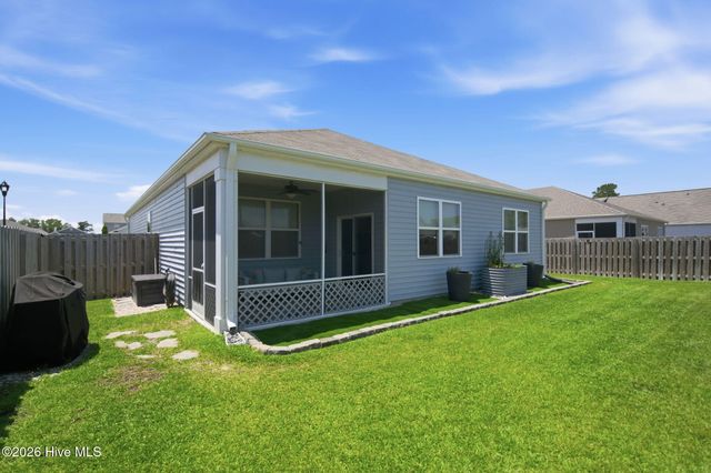 2512 Sandy Banks Lane, Wilmington, NC 28401