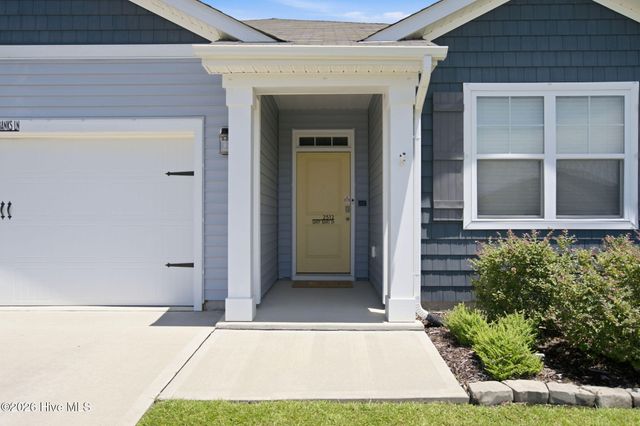 2512 Sandy Banks Lane, Wilmington, NC 28401