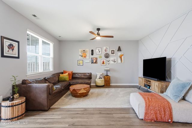 2512 Sandy Banks Lane, Wilmington, NC 28401