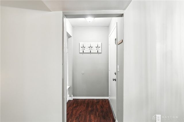 3103 Cloister Lane, Dayton, OH 45449