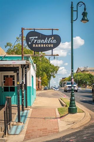 1322 E 12th ST 405, Austin, TX 78702