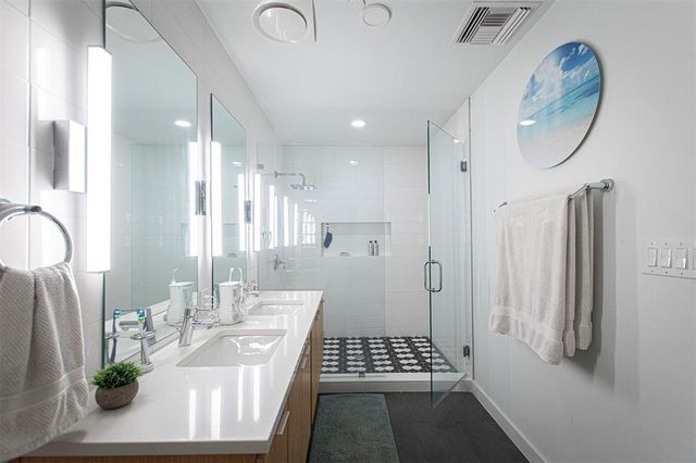 1322 E 12th ST 405, Austin, TX 78702