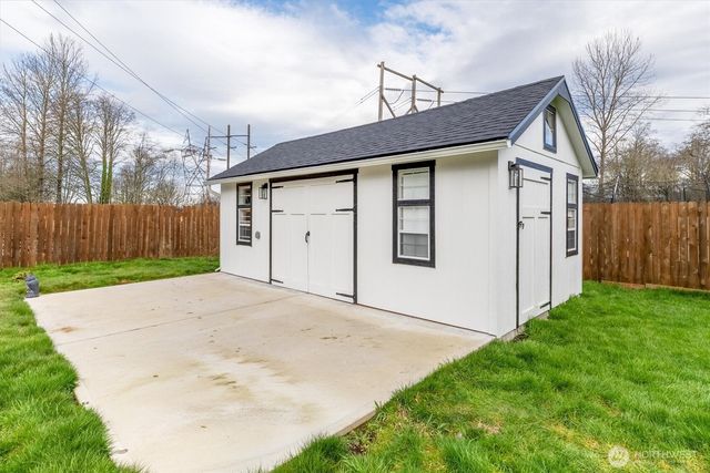 232 Shoreview Drive, Kelso, WA 98626