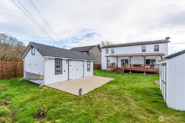 232 Shoreview Drive, Kelso, WA 98626