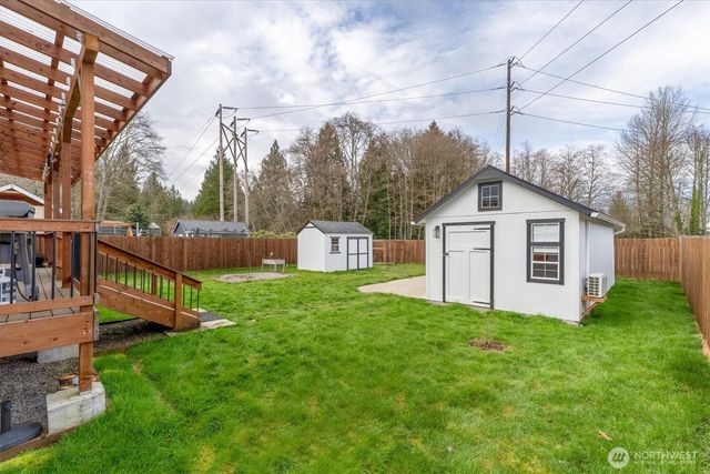 232 Shoreview Drive, Kelso, WA 98626