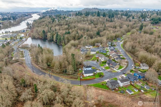 232 Shoreview Drive, Kelso, WA 98626