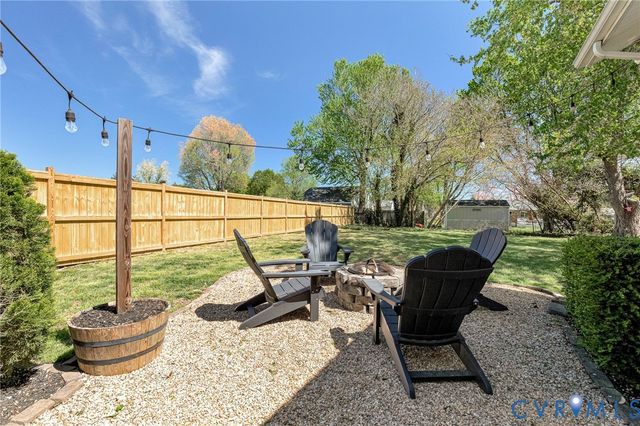 9184 Beaverdam Trl, Mechanicsville, VA 23116
