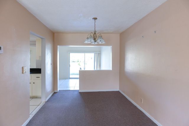 4513 NW 44th St, Tamarac, FL 33319