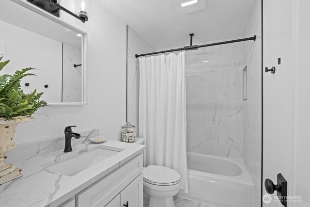 17420 158th Avenue SE, Renton, WA 98058