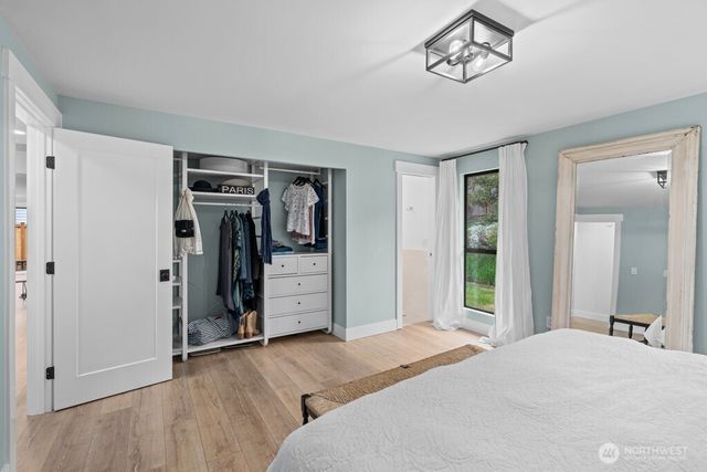 17420 158th Avenue SE, Renton, WA 98058