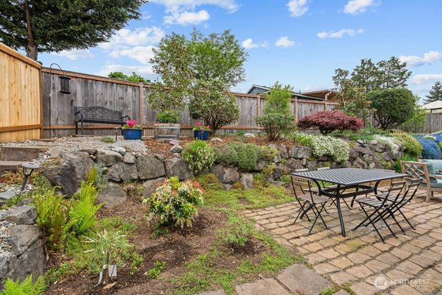 17420 158th Avenue SE, Renton, WA 98058