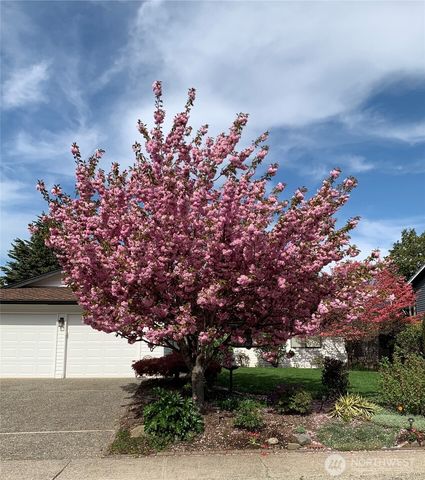 17420 158th Avenue SE, Renton, WA 98058