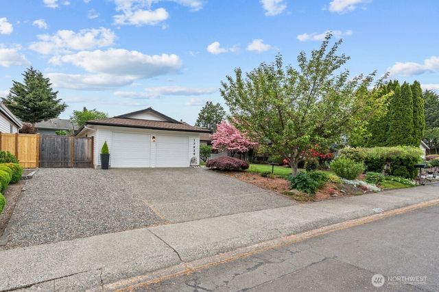 17420 158th Avenue SE, Renton, WA 98058