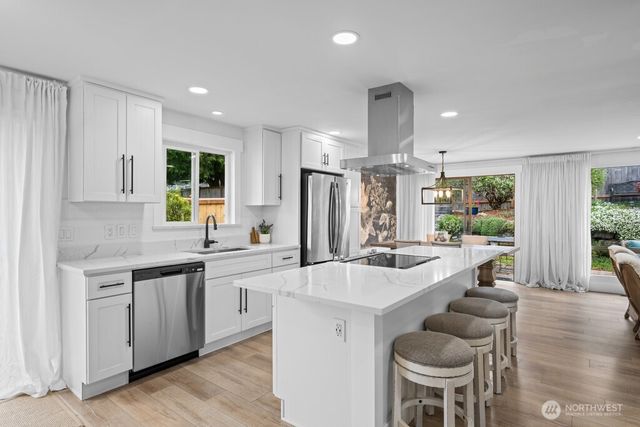 17420 158th Avenue SE, Renton, WA 98058