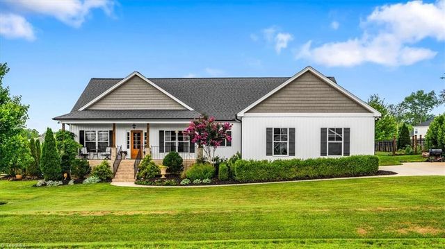 8868 Belews Ridge Road, Stokesdale, NC 27357