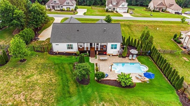 8868 Belews Ridge Road, Stokesdale, NC 27357
