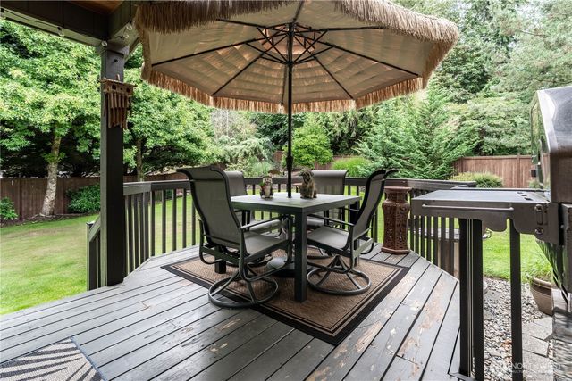 17107 115th Street E, Bonney Lake, WA 98391