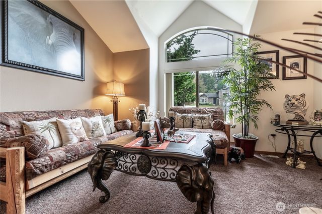 17107 115th Street E, Bonney Lake, WA 98391