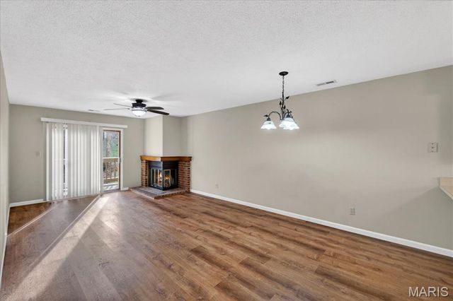 2306 Canyonlands Drive D, Maryland Heights, MO 63043