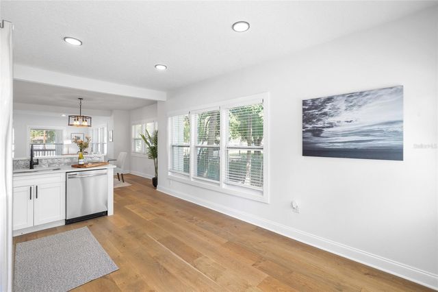 718 34TH AVENUE S, St Petersburg, FL 33705