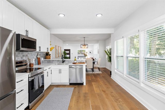 718 34TH AVENUE S, St Petersburg, FL 33705